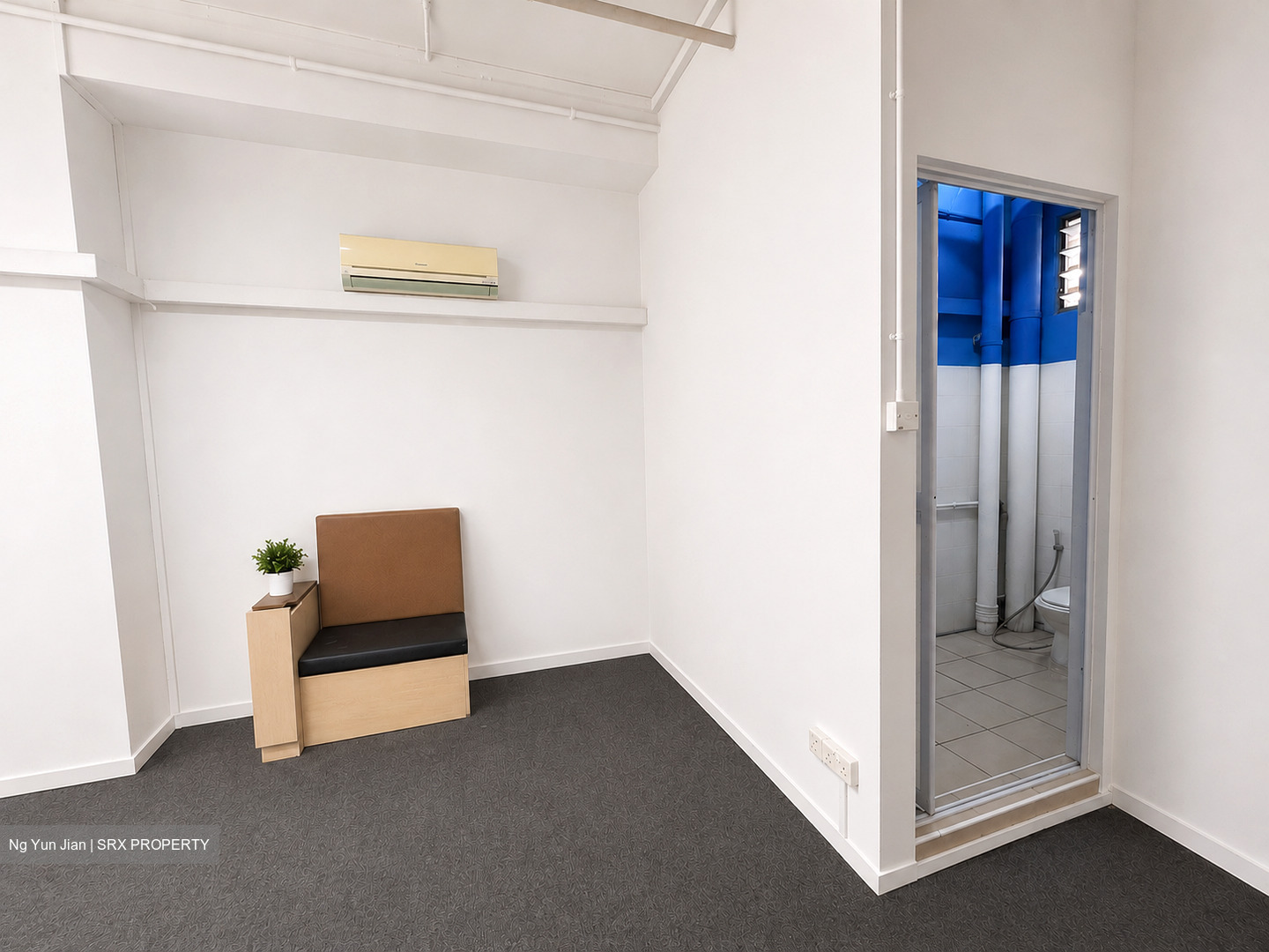 Wcega Tower (D23), Office #590629421